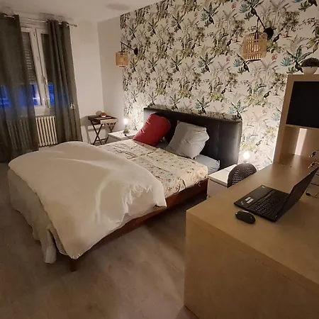 Apartment Le Sadi Carnot 26000 - 4 Chb - 2 Sdb - 2-8 Personnes